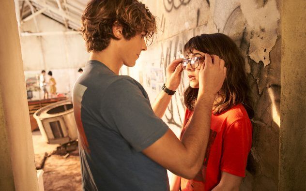 Confissoes-de-Uma-Garota-Excluida-netflix-beijo-632x395.jpg