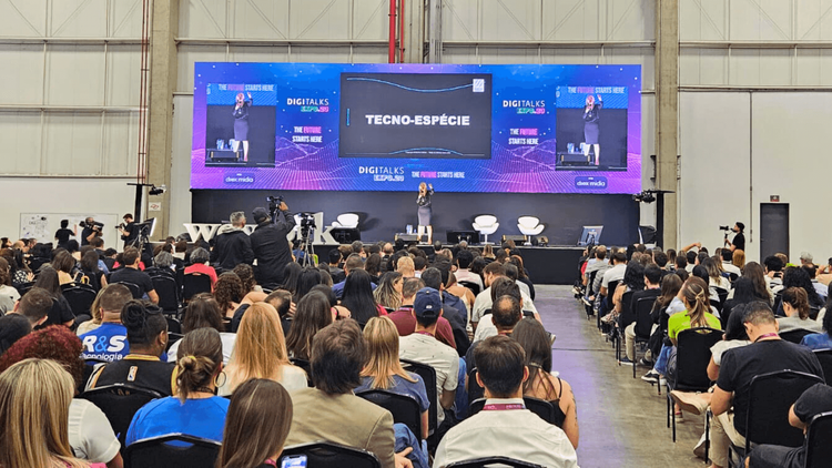 “IA não vai roubar o seu trabalho”, diz Martha Gabriel
