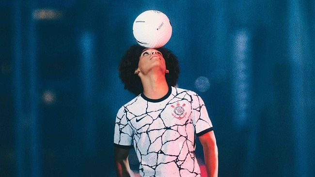 Corinthians-nike-GuilhermeBiro.jpg