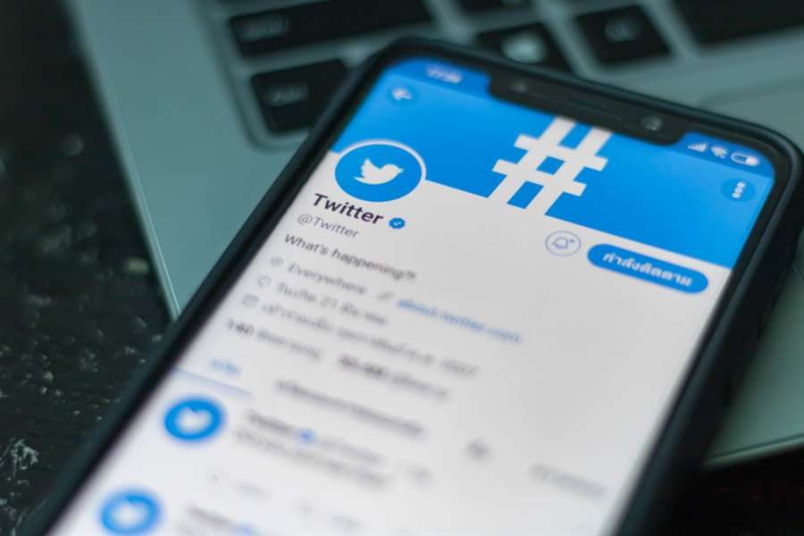 Jeep transforma histórias de clientes em poesia no Twitter