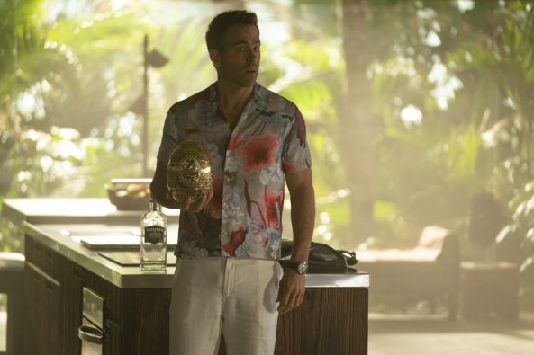 Ryan-Reynolds-Red-Notice-Netflix-593x395.jpg
