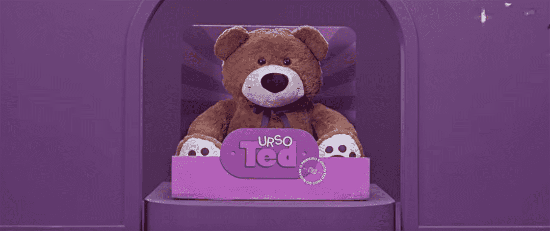 Nubank vende ursinhos TED para ironizar cobranças de transferências