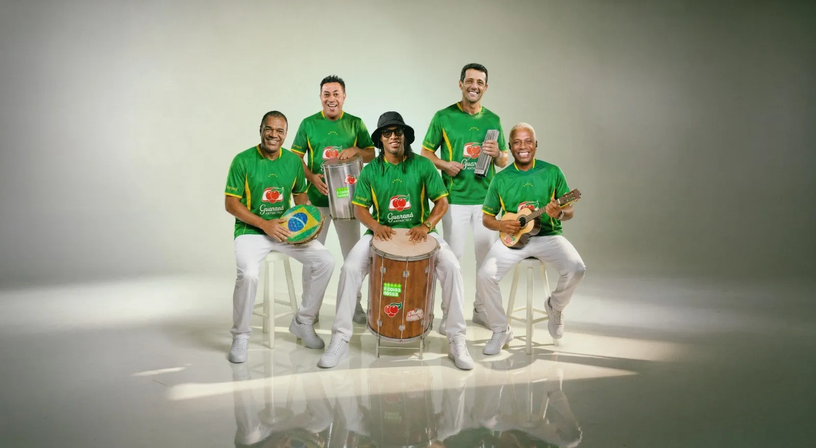 Guaraná Antarctica Reúne Ivete Sangalo e Campeões de 2002 em Ação de Brand Experience no Maracanã
