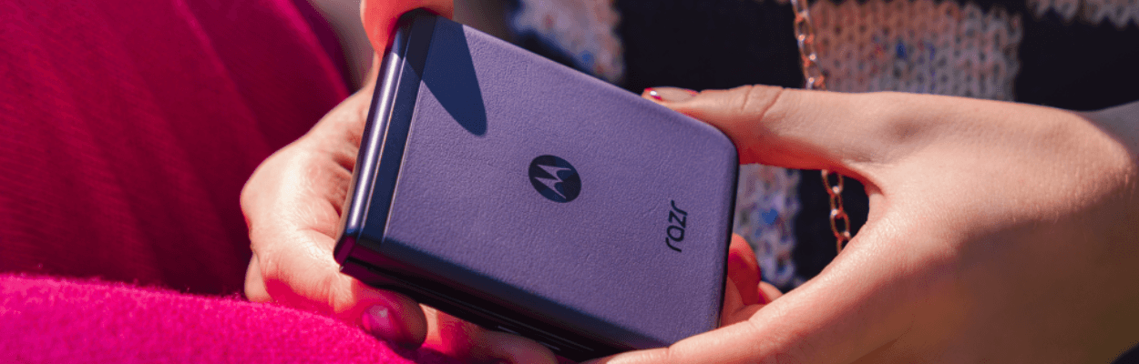 Motorola inicia vendas do novo smartphone razr 40 no Brasil