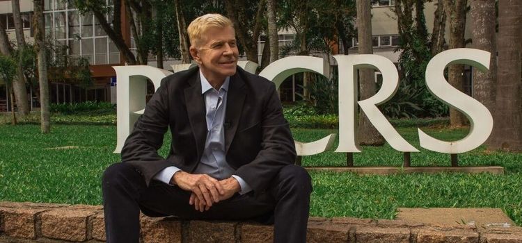 Miguel Falabella produz a nova campanha da PUCRS Online