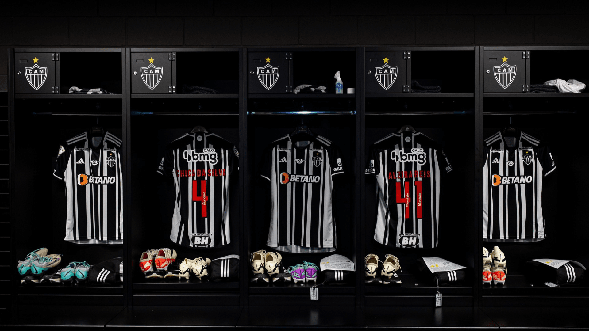 Play For a Cause promove leilões sociais em parceria com clubes de futebol, no Mês da Mulher