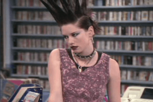 chyler-leigh-that-80s-show.png