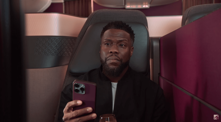 Qatar Airways lança vídeo de segurança com Kevin Hart e outras celebridades