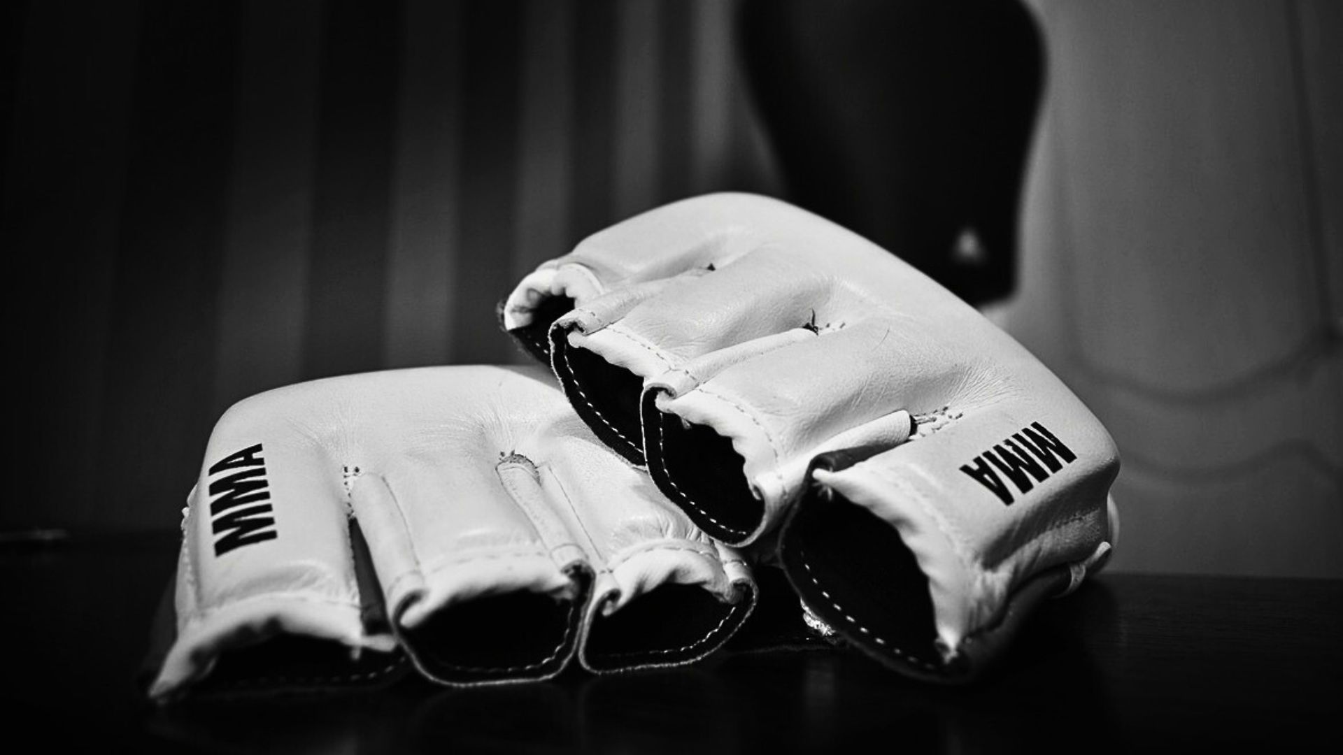 Alex Pereira se consolida como um dos maiores lutadores de MMA da história