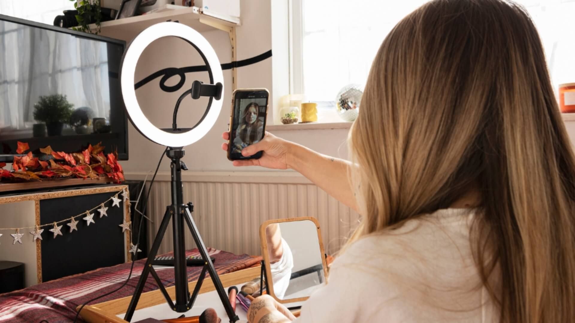 Influency.me revela que TikTok é prioridade para marcas e influenciadores em 2024