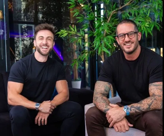 Duo&Co adquire 20% da agência Rosh e projeta faturamento de R$ 100 milhões em 2026