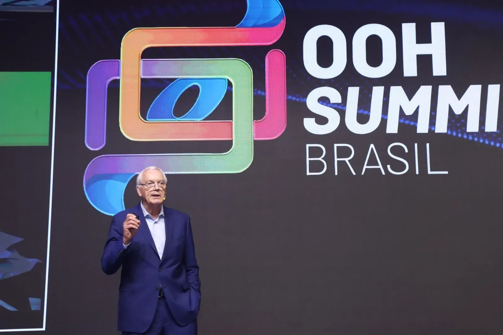 Organização Mundial de OOH (WOO) abre OOH Summit Brasil 2026 com projeção de US$ 50 bilhões para setor
