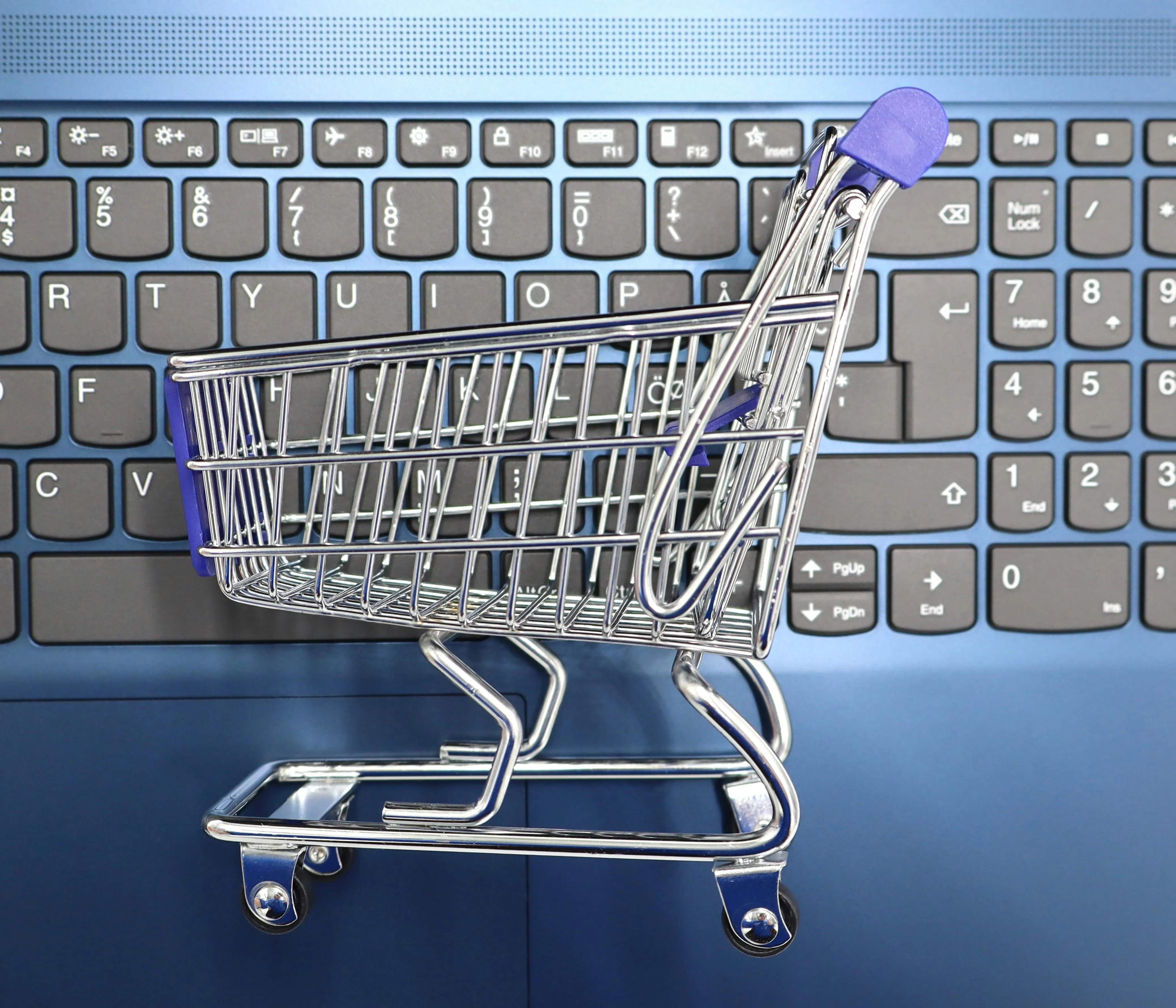 E-commerce brasileiro projeta faturamento de R$ 234 bilhões para 2026 com avanço do setor alimentício