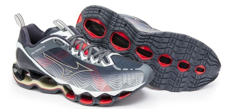 Mizuno apresenta 10ª edição do Prophecy com design repaginado