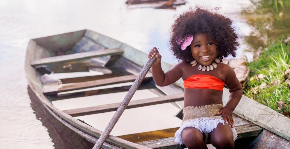 O fenômeno Ágatha: Como a pequena Moana do Pará virou estrela da Johnson & Johnson