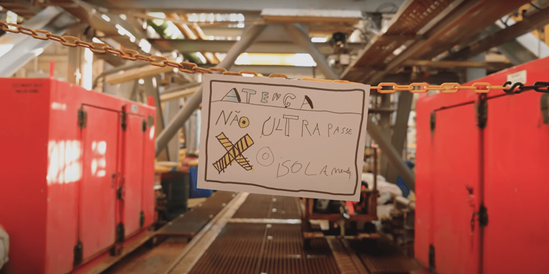 Em campanha, crianças da PRIO redesenham sinalização das plataformas