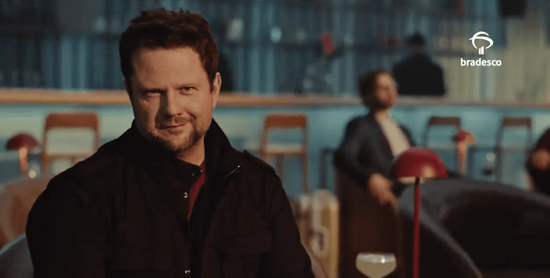 Selton Mello dubla clientes Bradesco em nova campanha