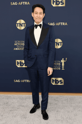 best-looks-sag-2022-Lee-Jung-Jae-263x395.png