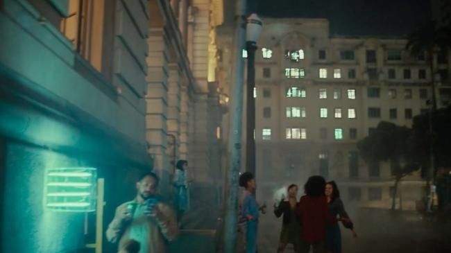 Heineken-lanca-nova-campanha-e-muda-a-cor-de-sua-estrela-2.jpg