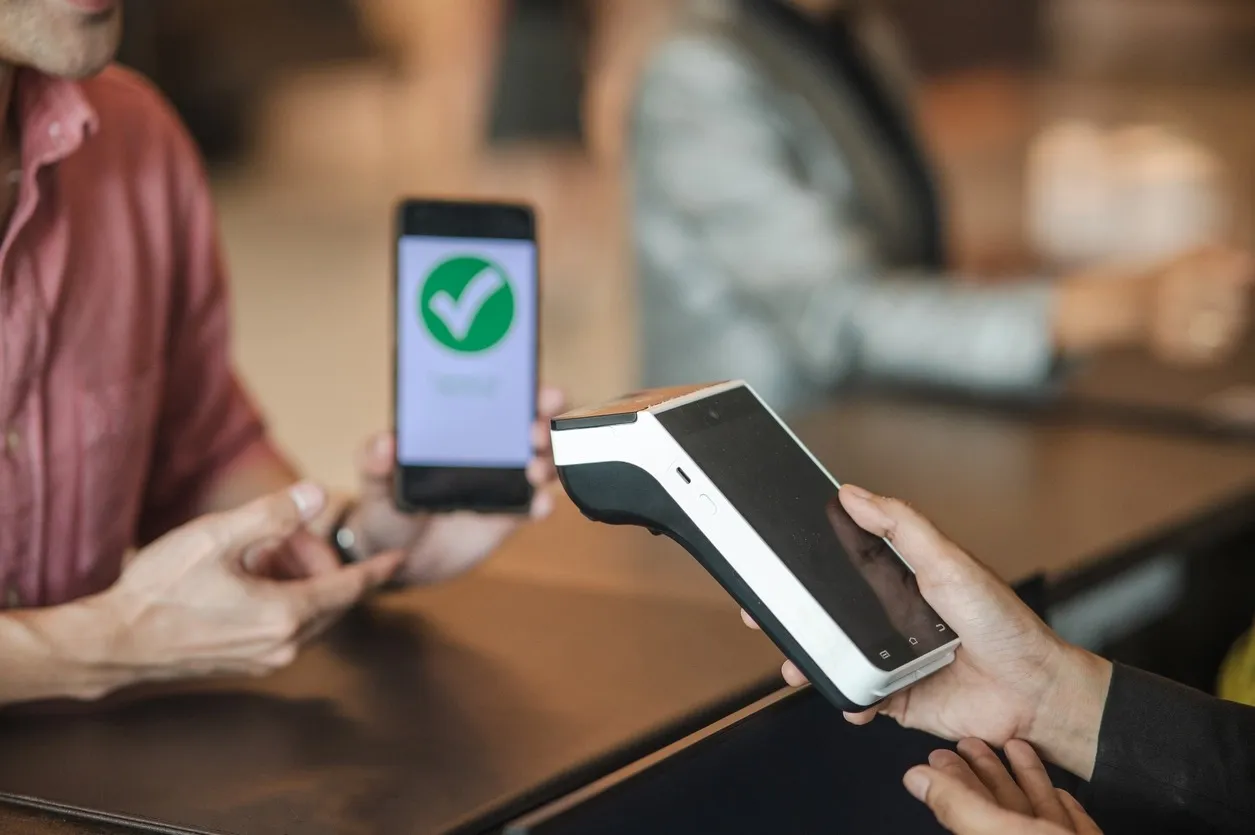 São Paulo lidera interesse por carteiras digitais no Brasil, aponta estudo