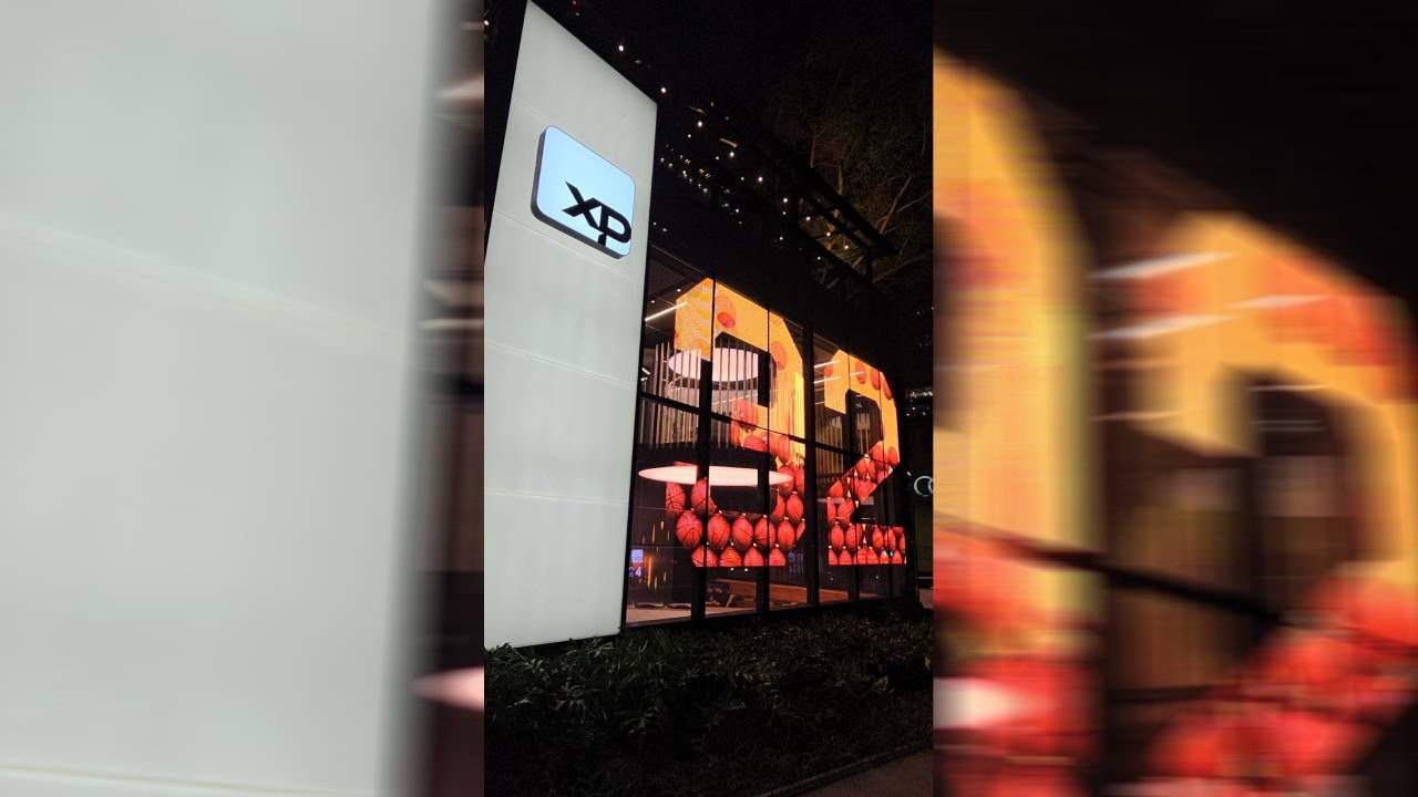 XP inaugura fachada de LED Glass na Faria Lima