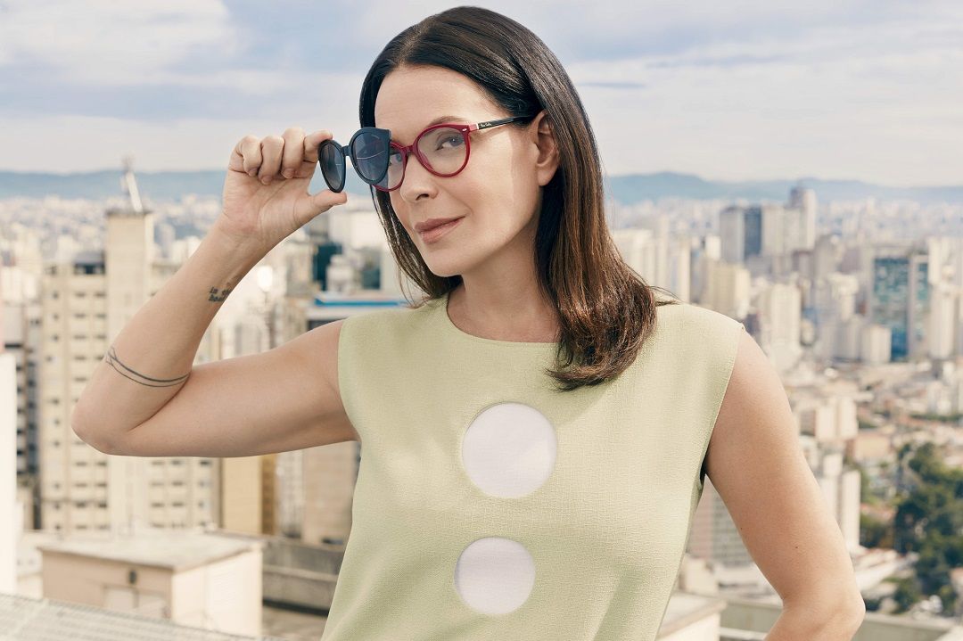 Carolina Ferraz é nova embaixadora da Pierre Cardin no Brasil