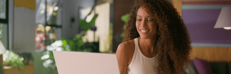 ‘Cliente desde sempre’, Taís Araujo protagoniza nova campanha da Vivo