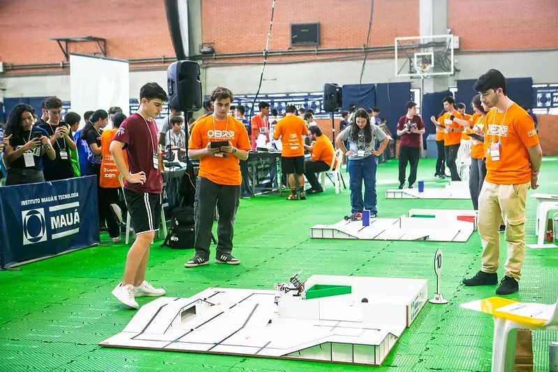 Instituto Mauá de Tecnologia recebe 120 equipes para a etapa estadual da Olimpíada Brasileira de Robótica