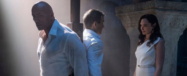 Alerta Vermelho, com Dwayne Johnson e Gal Gadot, ganha trailer