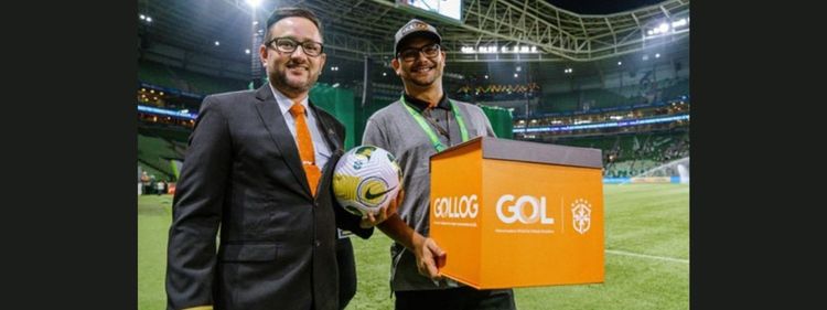 GOL e GOLLOG entraram em campo para coroar a final do Brasileirão de futebol