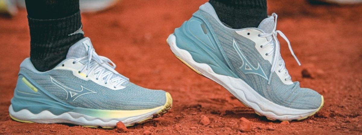 Corredores da Insane Runners testam Mizuno Wave Skyrise 3