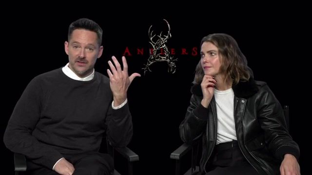 211028_Scott_Cooper_Keri_Russell_Antlers.jpg