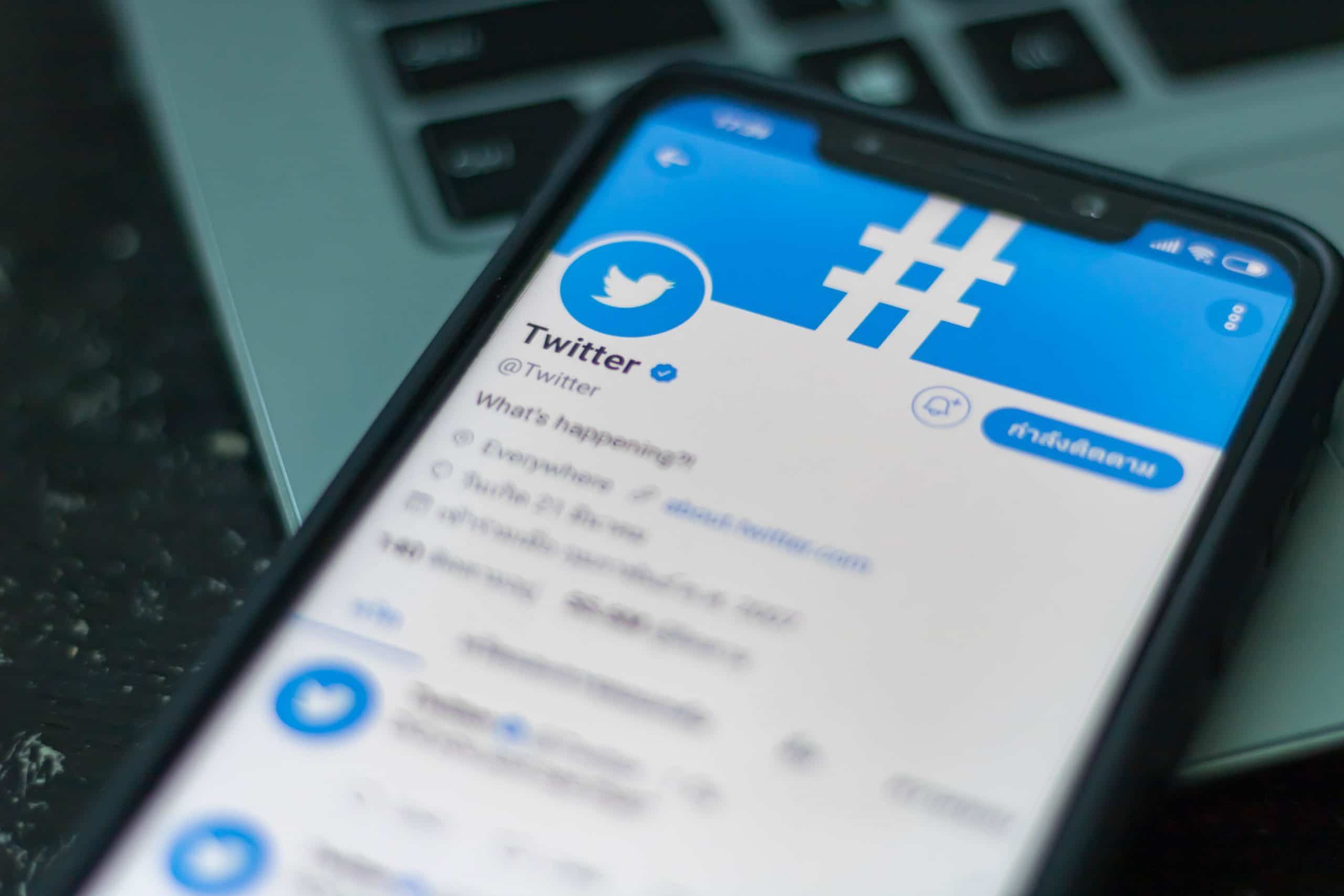 Twitter tem nova política de verificação, saiba como conseguir o selo