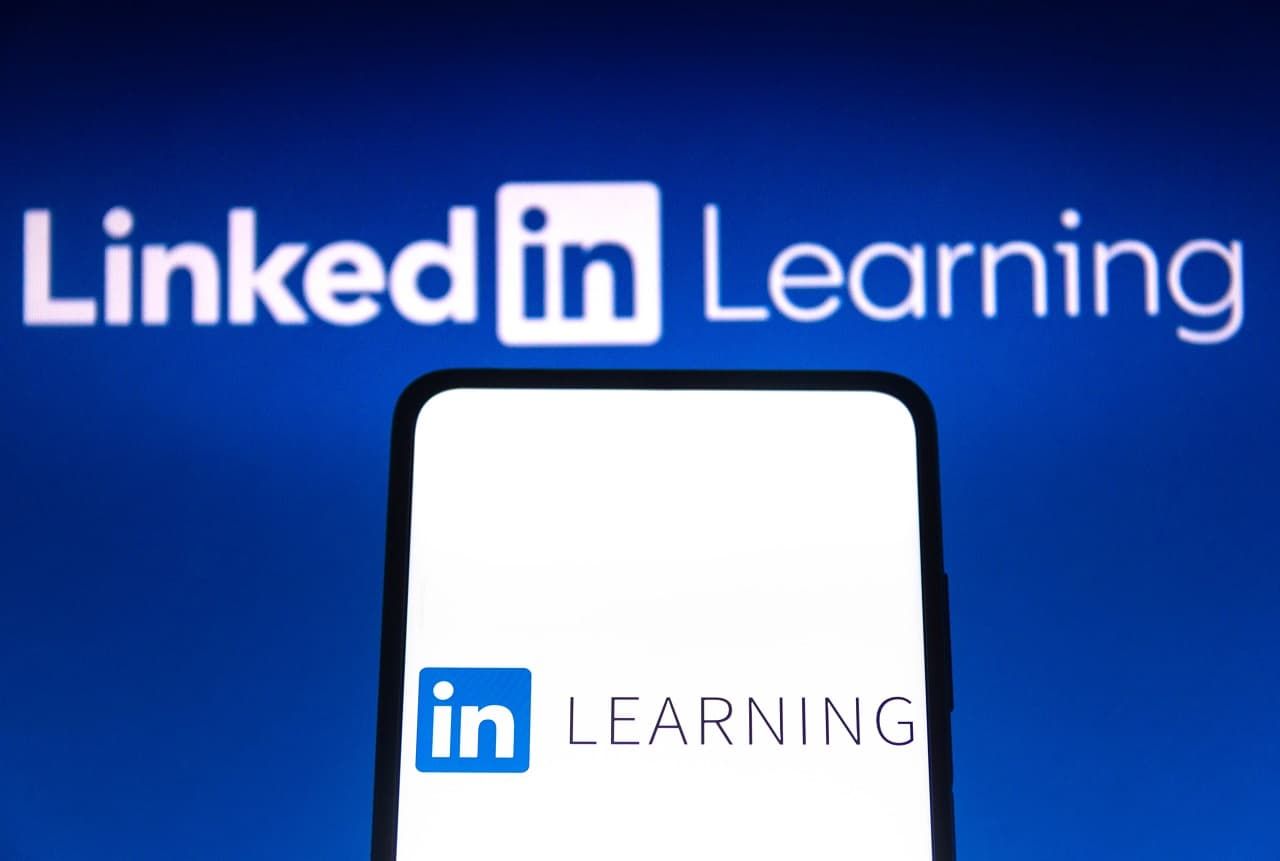 LinkedIn Learning dá cursos gratuitos de IA para lideranças
