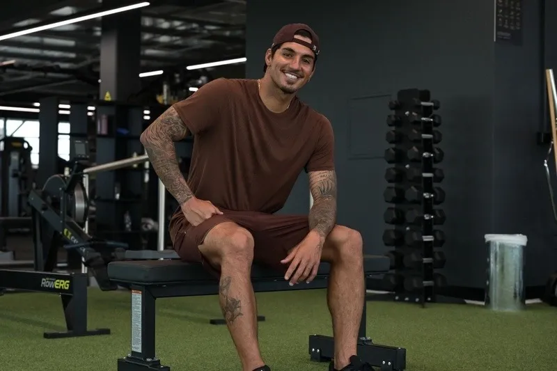 Gabriel Medina é o Novo Embaixador da LIVE!: Estratégia Focada no Público Masculino e Alta Performance