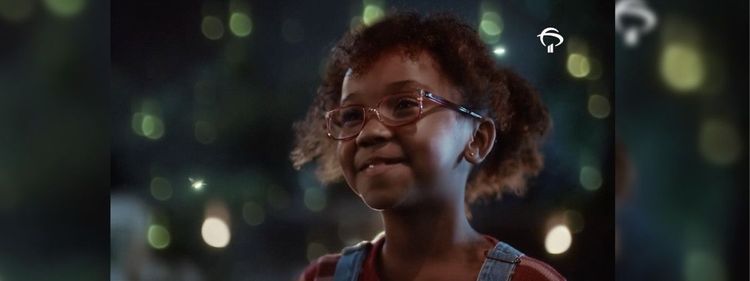 Bradesco traz seus famosos vagalumes em campanha de final de ano