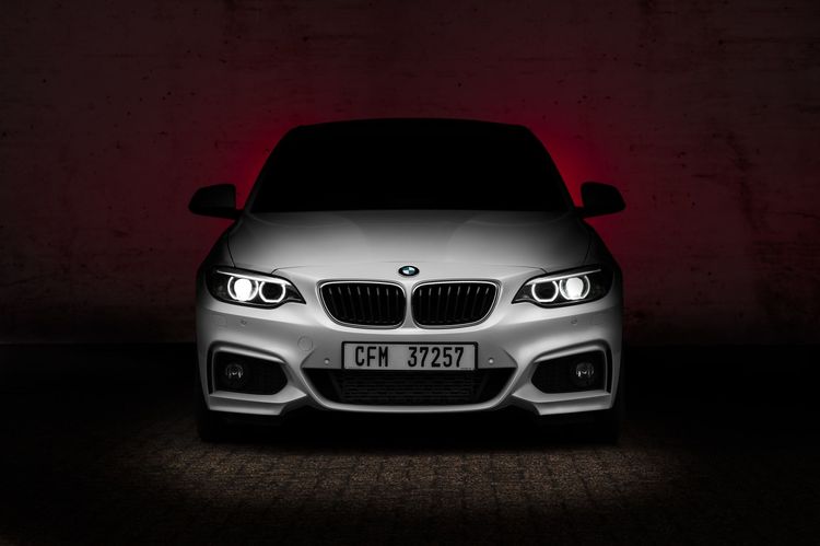 Como comparar os preços de carros novos e usados para comprar o seu carro ideal