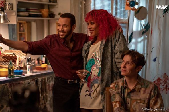 413487-tick-tick-boom-593x395.jpg