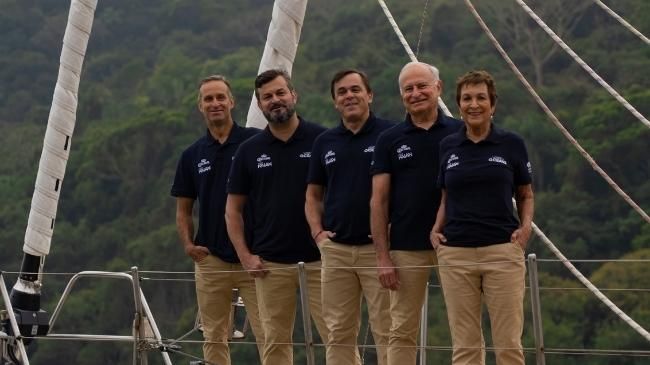 Expedicao-mundial-Voz-dos-Oceanos-liderada-pela-Familia-Schurmann-chega-em-Natal-2.jpg