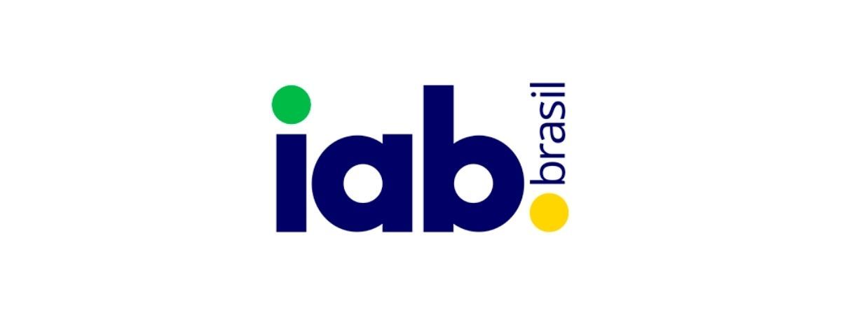 IAB Brasil lança ‘Guia de Podcast Advertising 2022’