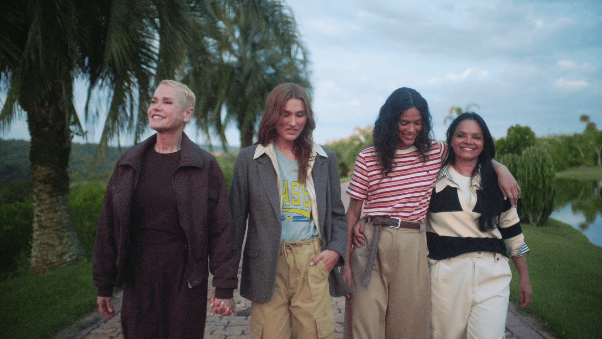 Xuxa, Sasha e Marquezine estrelam Dia das Mães da Hering