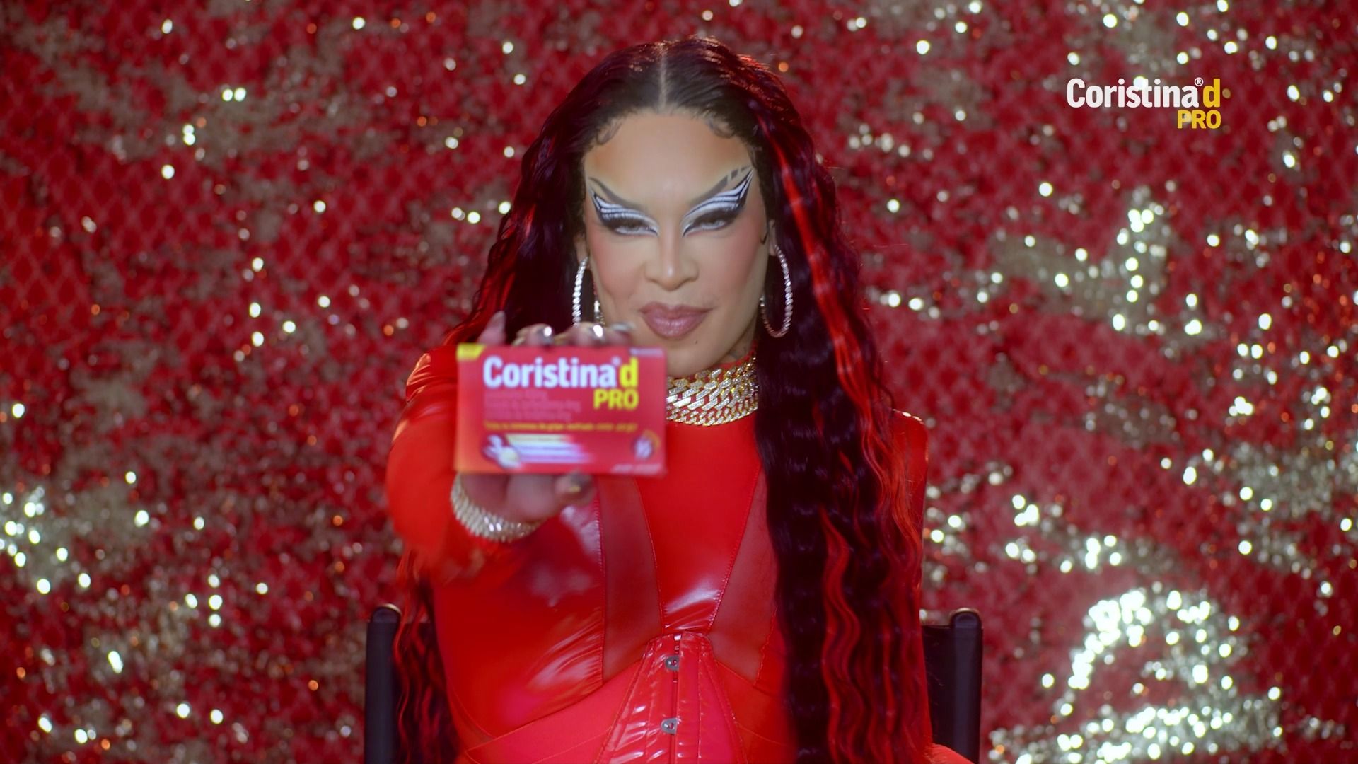 Gloria Groove estreia primeira campanha de Coristina d PRO