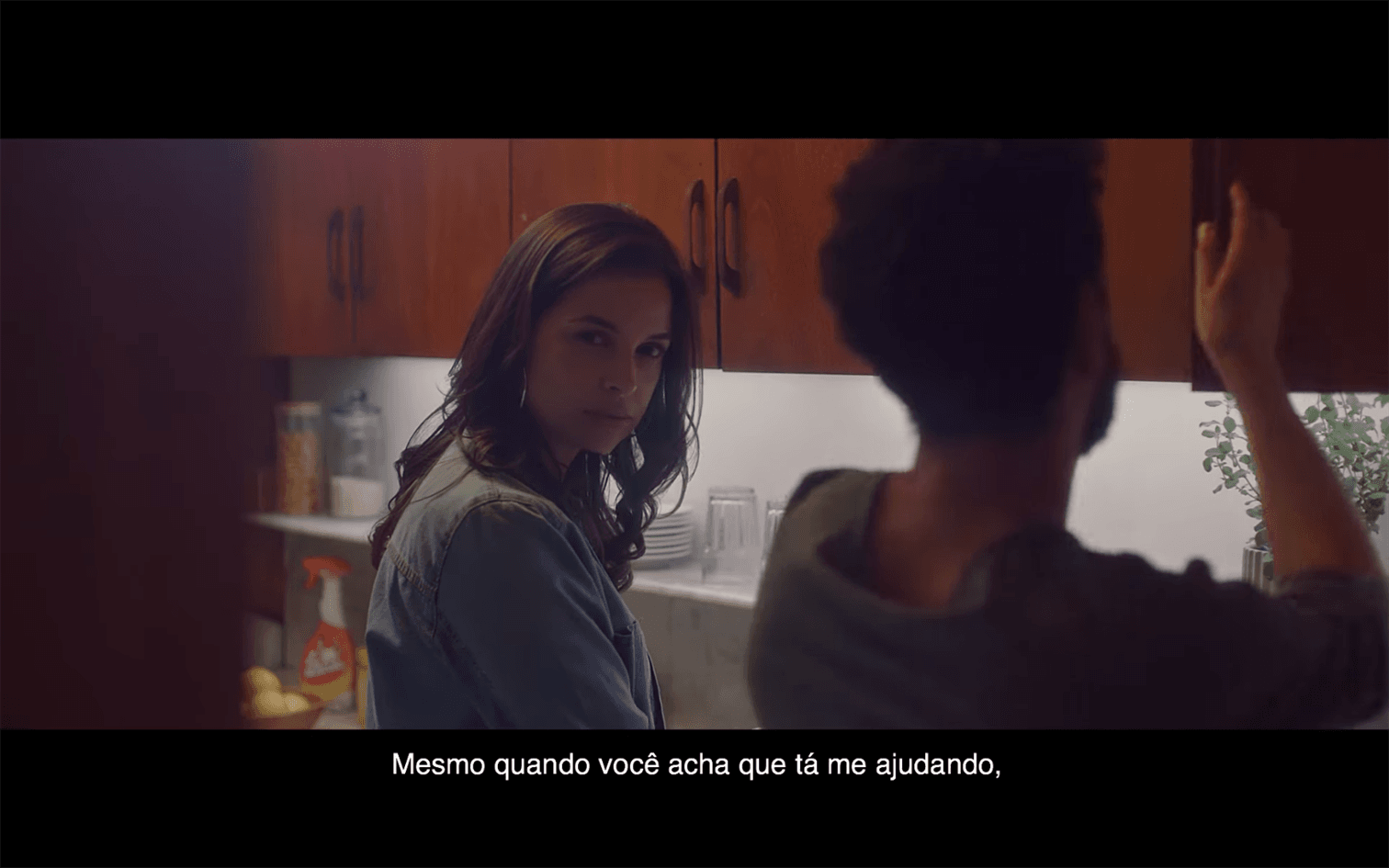 Nova campanha de Mr. Músculo defende igualdade de gêneros