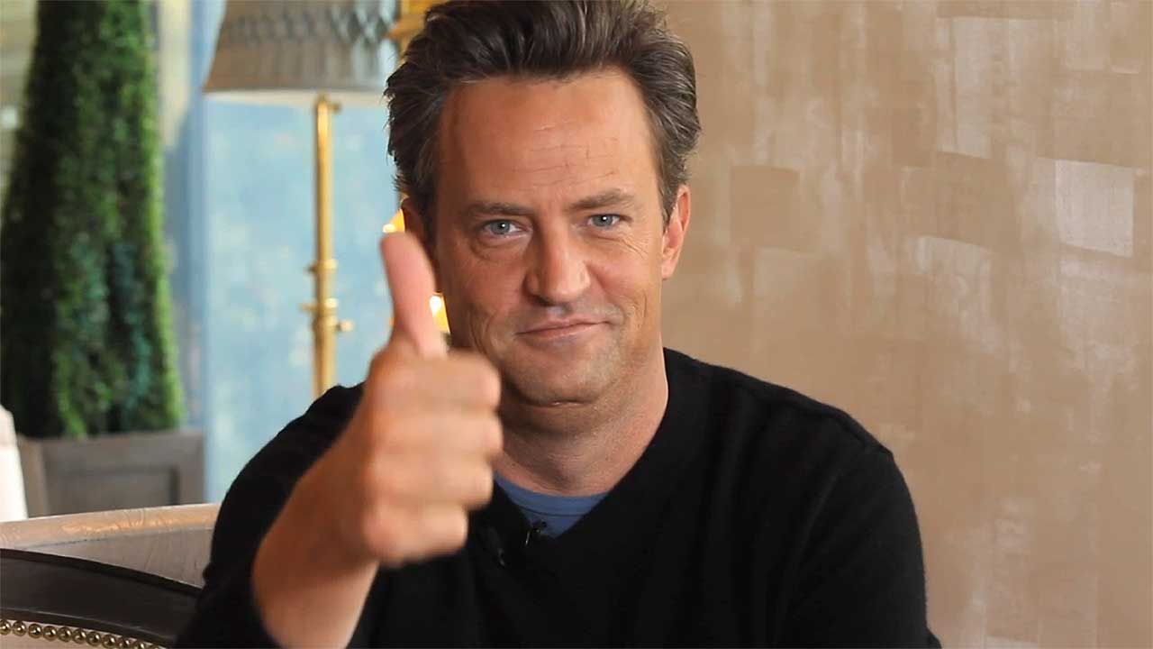 Matthew Perry, de Friends, conta em livro que quase morreu em 2018