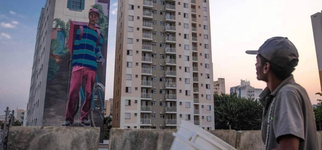 Deixa na conta da arte! Agência homenageia entregadores de delivery
