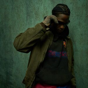 1x1-Travis-Scott-Spotify-x-Travis-Scott-x-FC-Barcelona-Merch-2-300x300.jpg