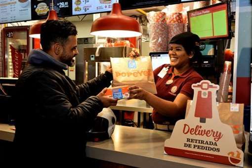 No delivery Popeyes ninguém passa vontade