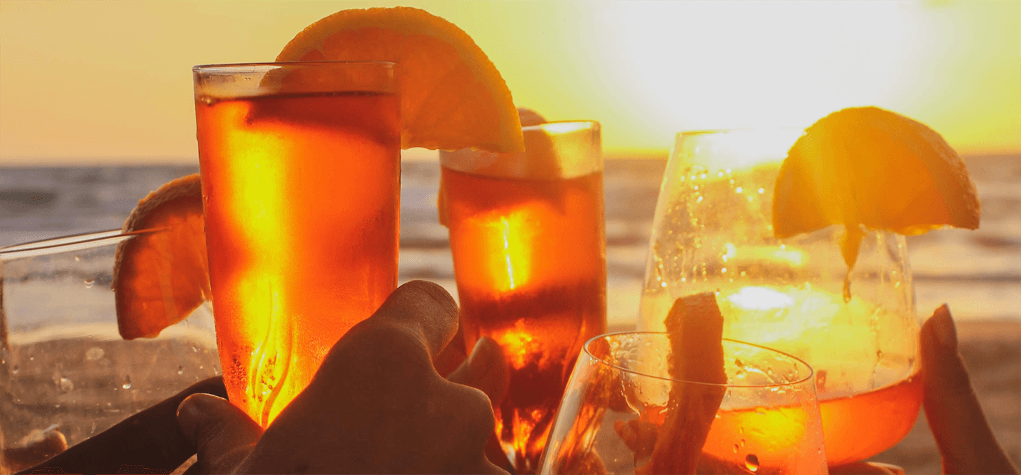 Aperol em campanha traz de volta Horário de Verão