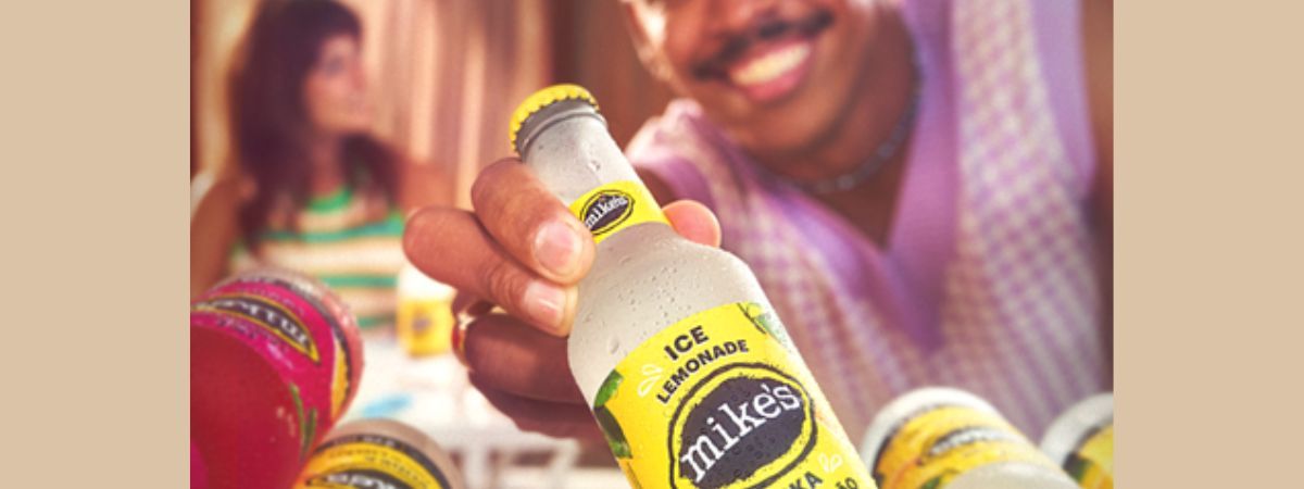 Mike’s Ice aposta em hit de 1990 e garante ingressos para o Lollapalooza