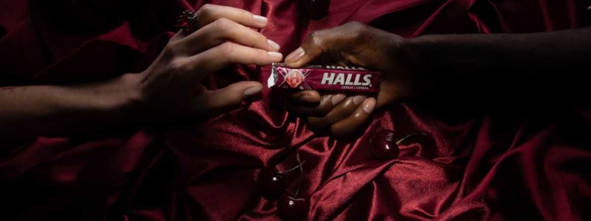 Dê um beijo e ganhe Halls nas lojas da AmPm